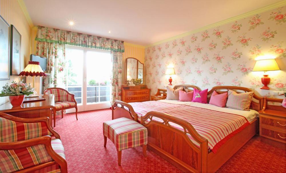 Hotel Behringer'S Traube Badenweiler Pokoj fotografie